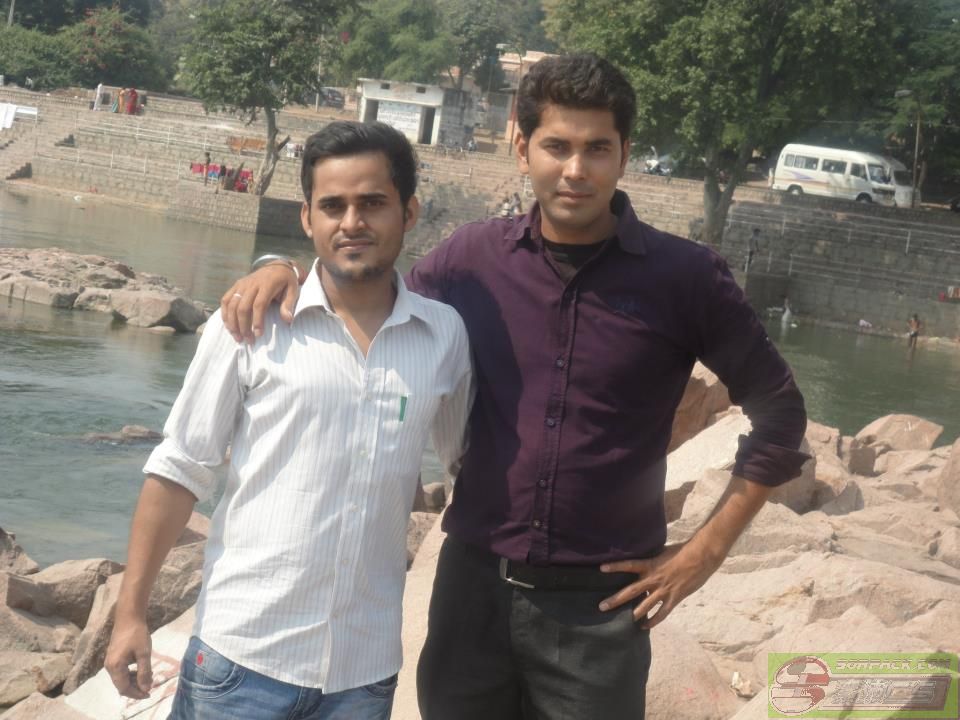 dvubb 图片点击可在新窗口打开查看